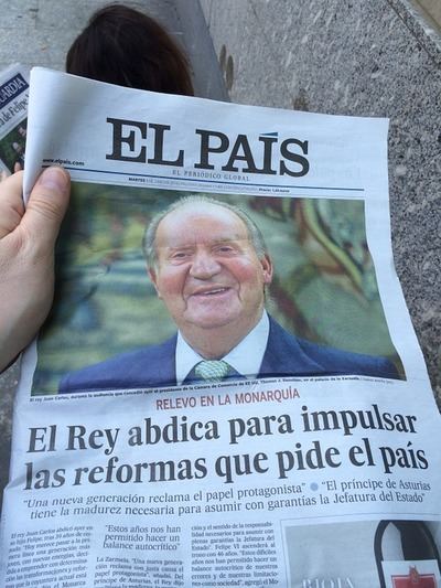 "El País" y los agujeros negros