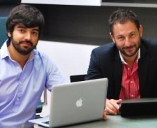 Pelayo García y Javier Gutierrez, fundadores de manzanasusadas.com