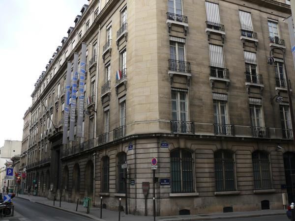 Francia apuesta por enseñar en los colegios cómo luchar contra las noticias falsas