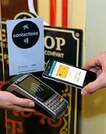 La Caixa, Telefónica, Vodafone, Orange y Visa se unen para estandarizar el pago NFC en España