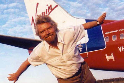 Richard Branson es un ejemplo del éxito por escuchar e integrar a sus equipos en las decisiones importantes del Grupo Virgin