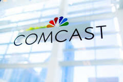 Comcast ofrece 65.000 millones por la FOX