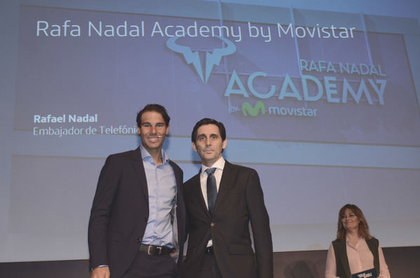 De izquierda a derecha, Rafael Nadal, tenista y embajador de Telefónica, y José María Álvarez-Pallete, presidente ejecutivo de Telefónica.