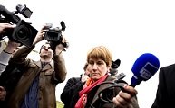 Las periodistas francesas ganan hasta 1000 euros menos que los hombres