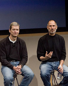 Tim Cook & Steve Jobs